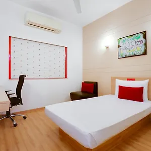 Hotel Red Fox By Lemon Tree Hotels, East Delhi (National Capital Territory of India)